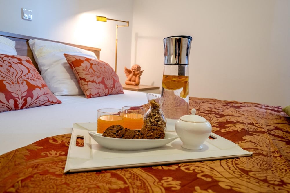 Фото Maja apartment-Sunset view Cavtat 1 i 2