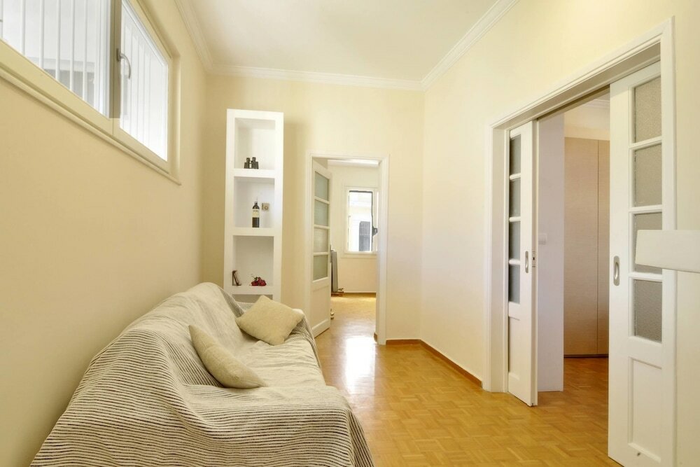 Фото Historic Plaka Apartments