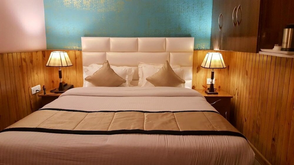 Фото Hotel Mount Royale