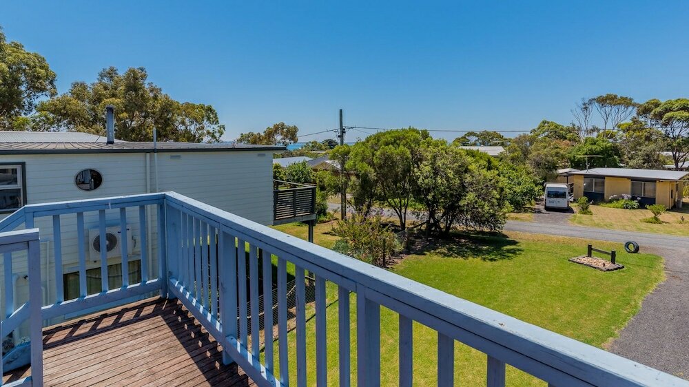 Фото 12 Aloha Ventnor Beach House