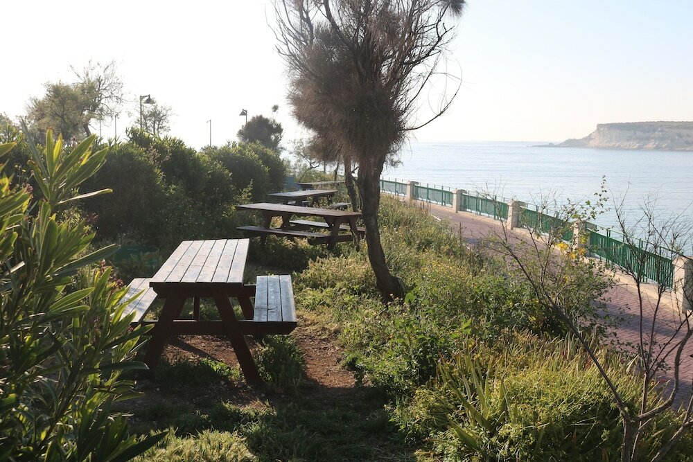 Фото Seaside Apartment