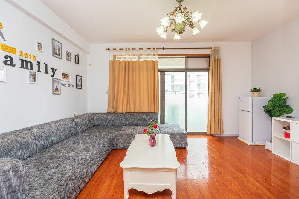 Фото Shanghai Yuesu Guyi Road Branch