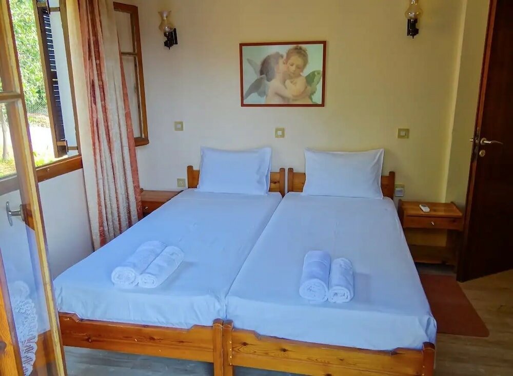 Фото Eleni's Apartments & Studios