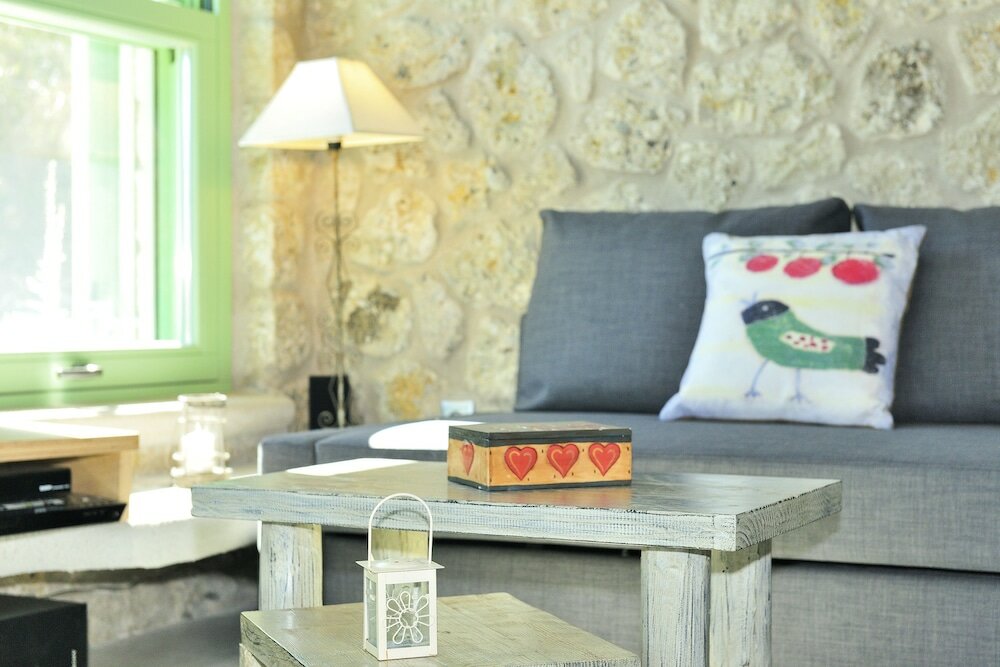 Фото Villa Orfeas- Mounty Island Villas