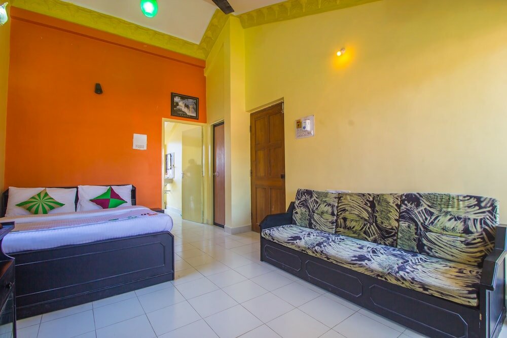 Фото Oyo 22853 Home Elegant Studio Benaulim