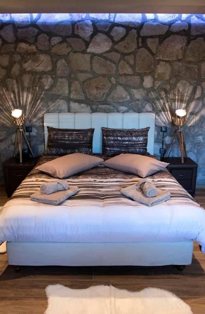 Фото Vintage Suites Trikala