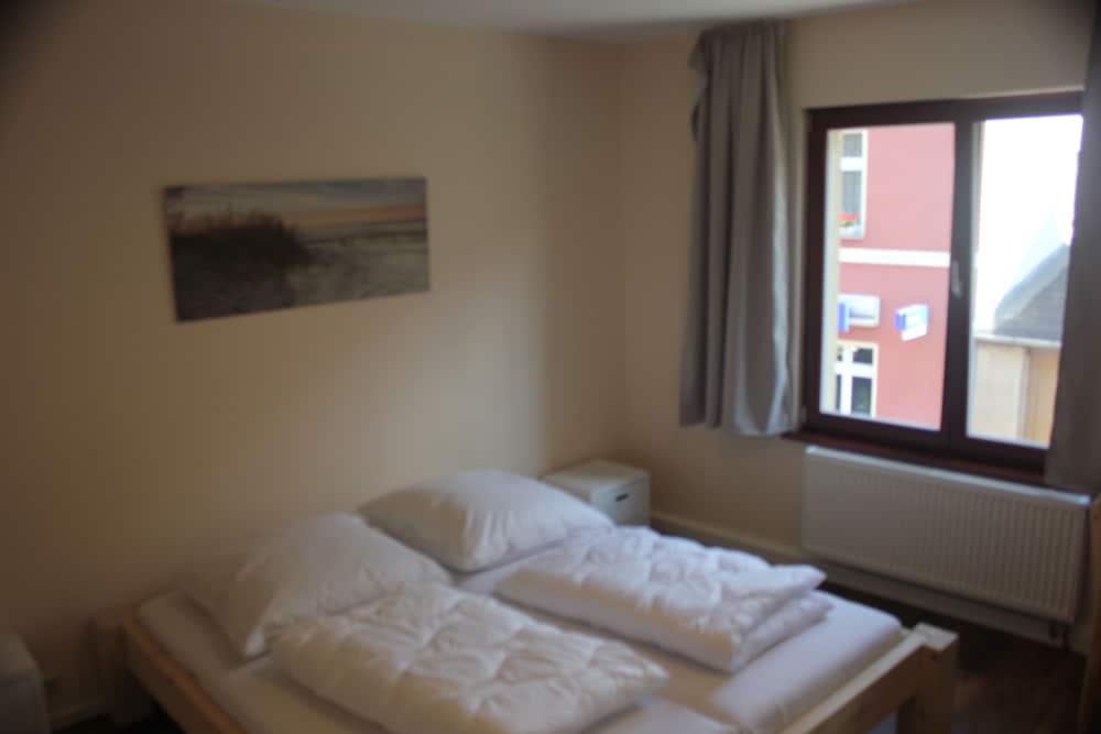 Фото Gästehaus Innfernow