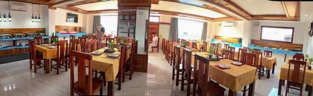 Фото NuttyPhoy Hotel