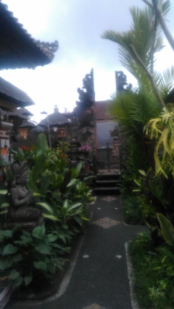Фото Dewi Antara Homestay