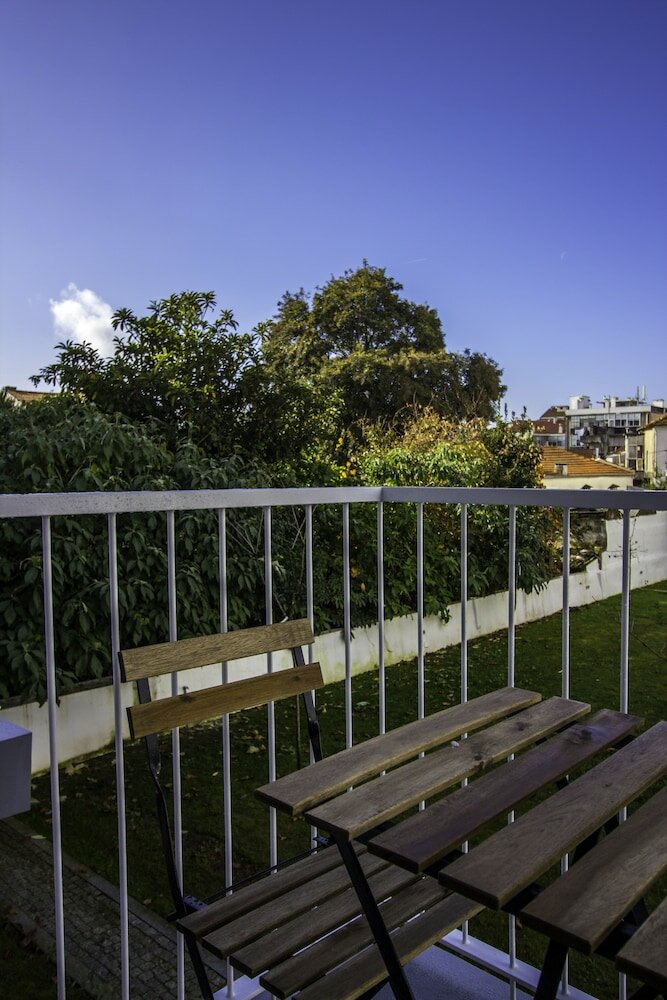 Фото Guest H4u Bonjardim Pop Art City Center