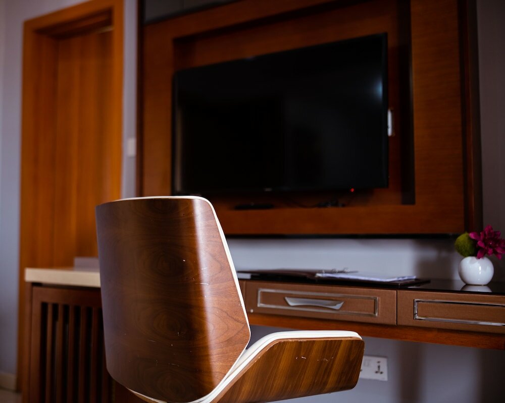 Фото Crismon Hotel