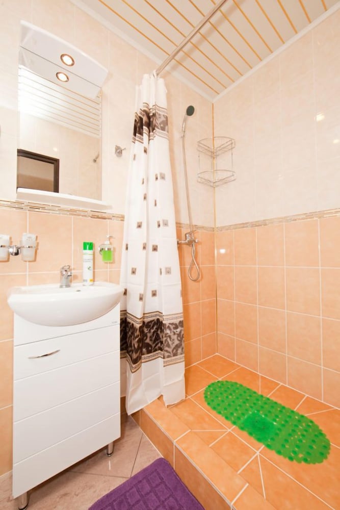 Фото Ладомир