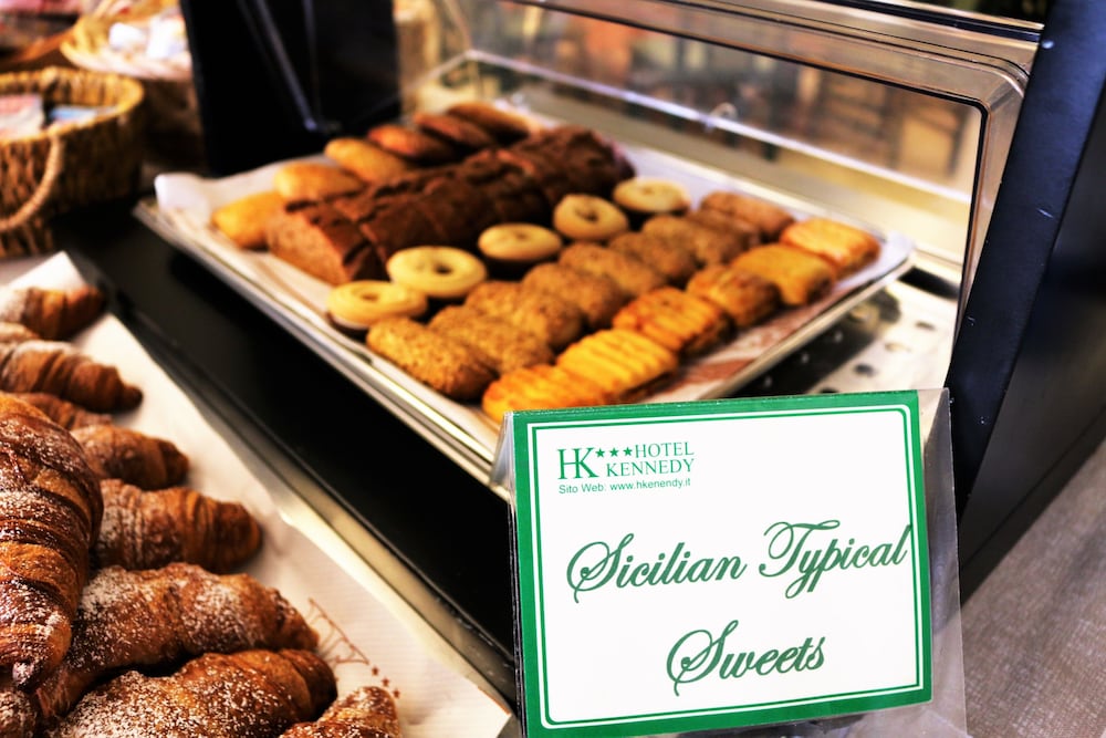 Фото Hotel Kennedy