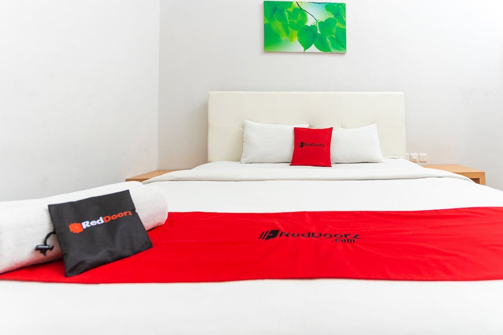 Фото RedDoorz Plus @ Idjen Boulevard Malang