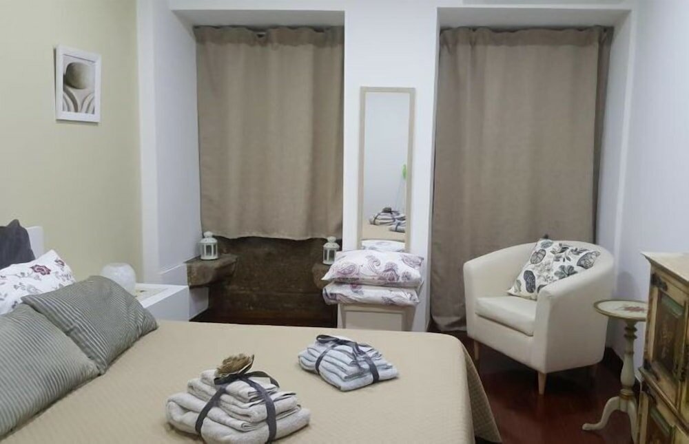 Фото Barnabe Apartment