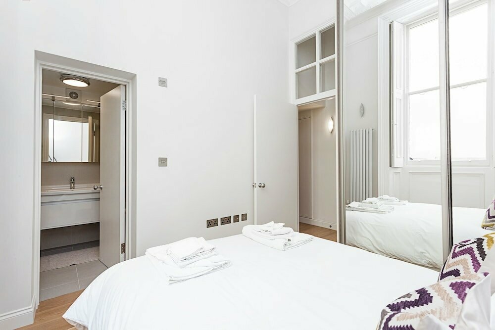 Hotel Kensington Executives, London, photo