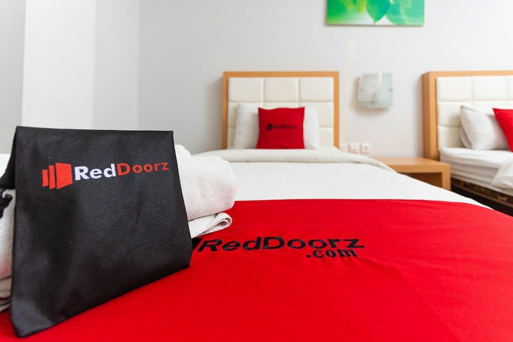 Фото RedDoorz Plus @ Idjen Boulevard Malang