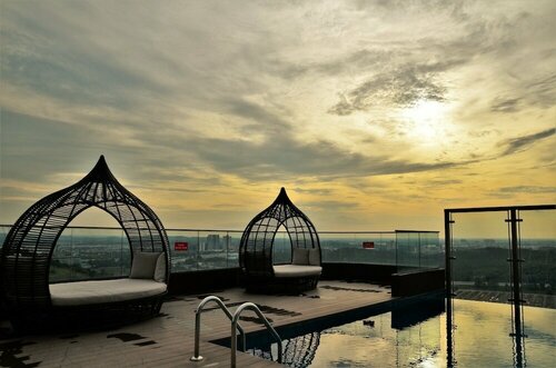 Гостиница Holi Afiniti Themed Suites