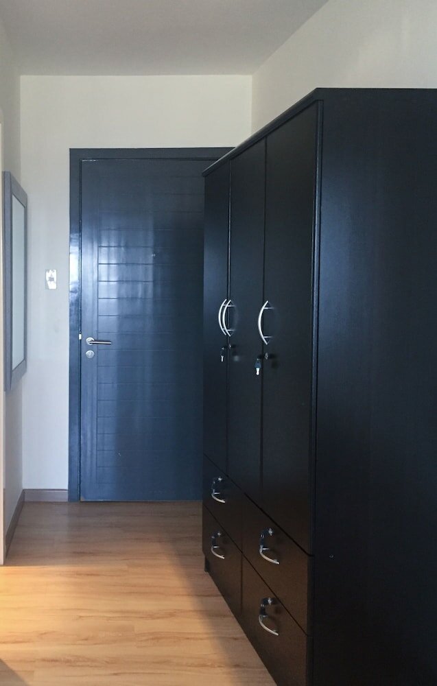 Фото Hi Home At The Knightsbridge Residences