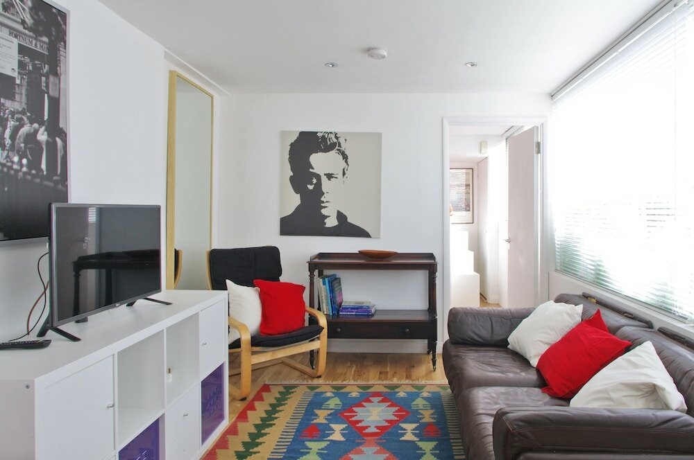 Фото The London Agent Camden Photo Library