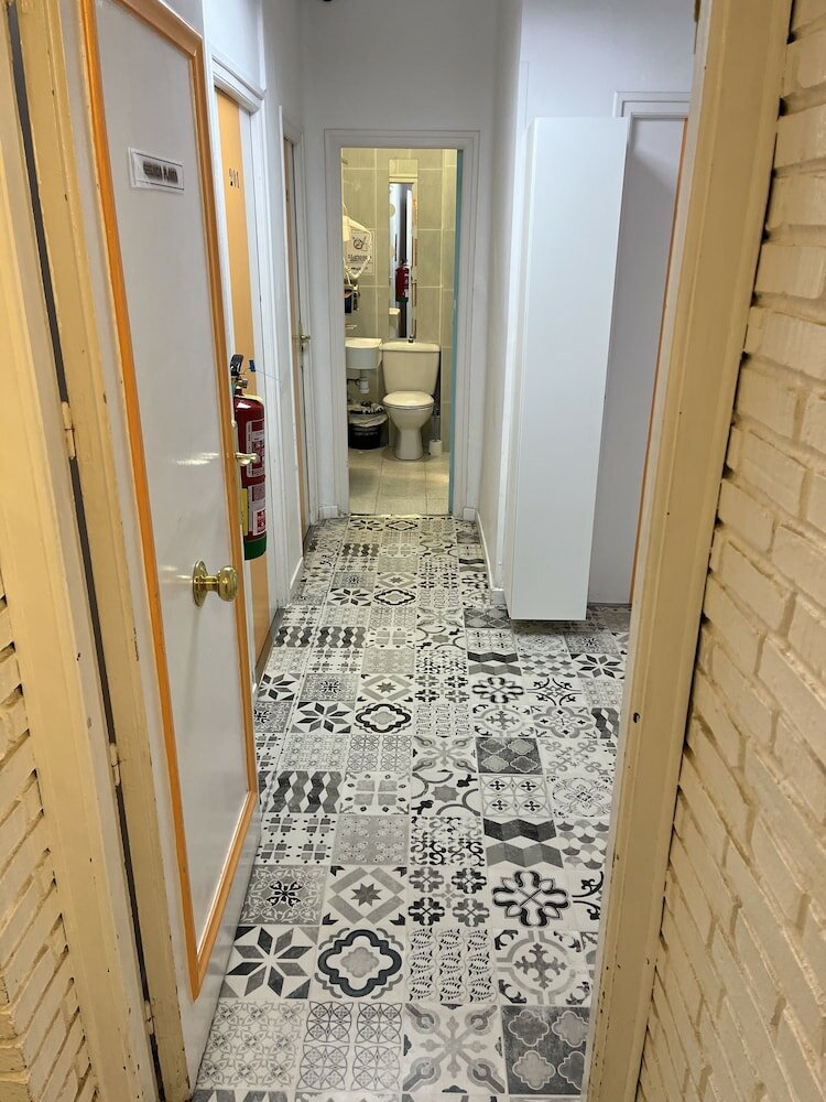 Фото Hostel Almansa