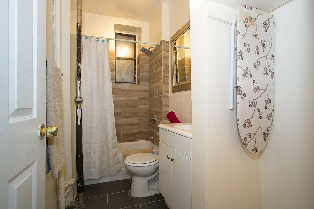 Фото Washington Heights Apartments