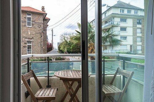 Гостиница Le Crystal Dinard, Sure Hotel Collection by Best Western в Динаре