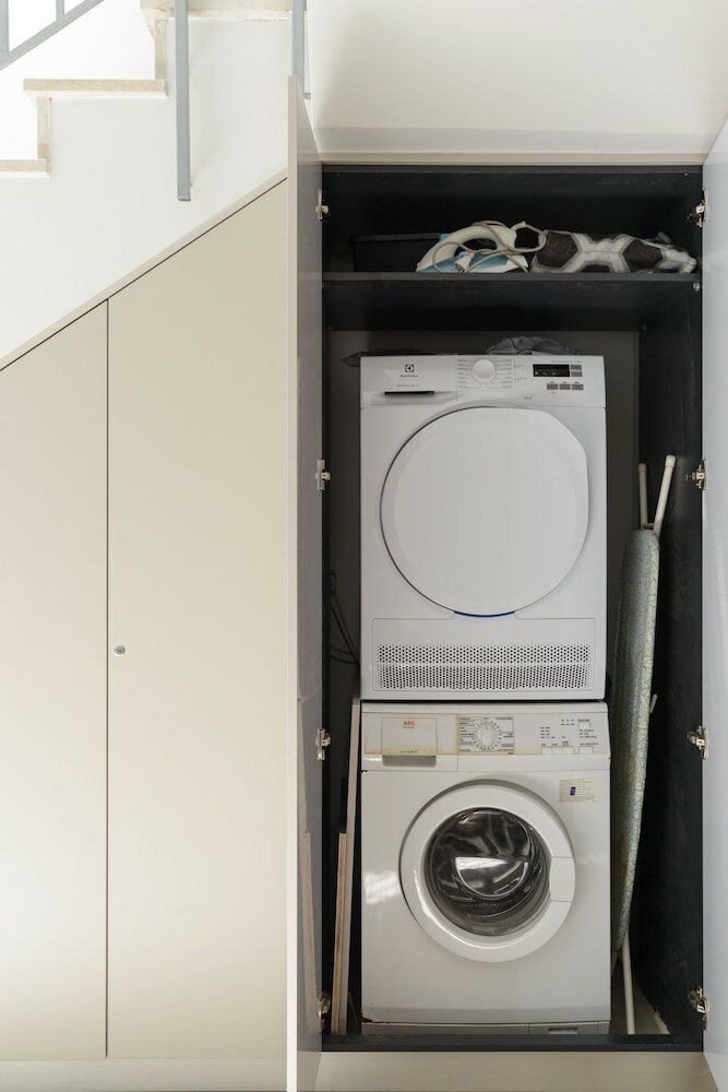 Фото Апартаменты Elegant Duplex with Patio by FeelHome