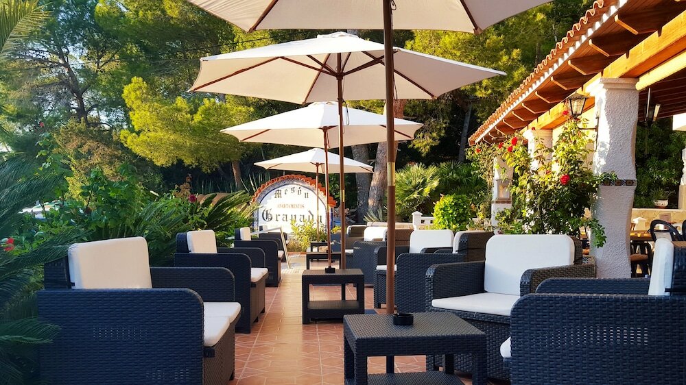 Фото Granada Apartments Ibiza