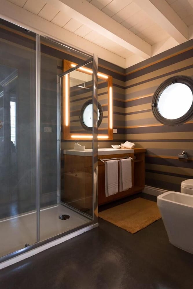 Фото Palazzo Arone dei Baroni di Valentino