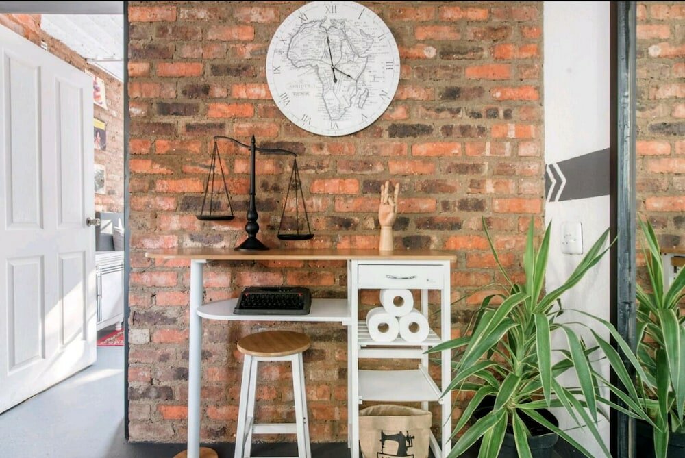 Фото Bedford Manor