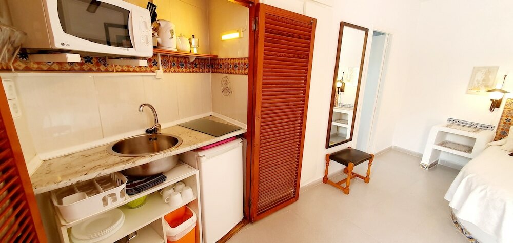 Фото Granada Apartments Ibiza