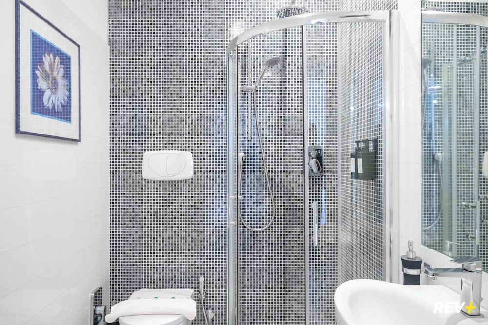 Фото Viale Giulio Cesare Guest House