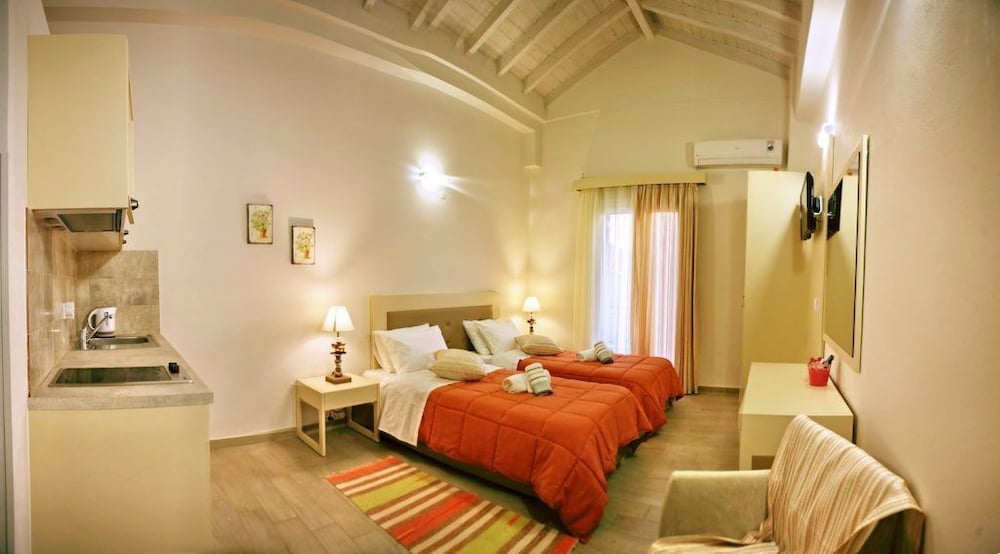 Фото Aella Studios