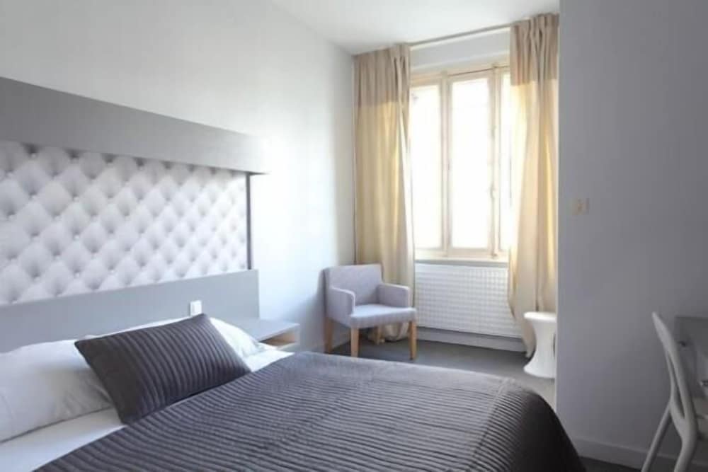 Фото Hotel Little Lodge