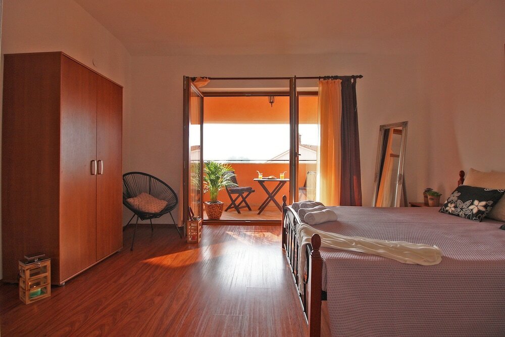 Фото Apartments Irena 1310