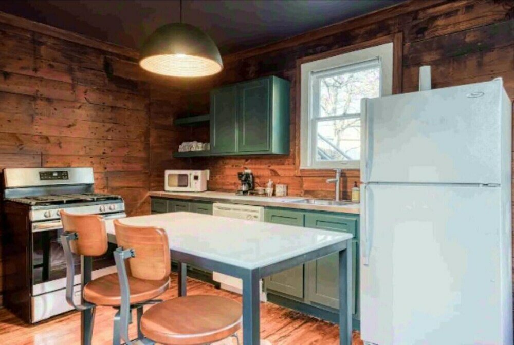 Фото The Xennial Ice Cold Ac With Fast Wi-fi