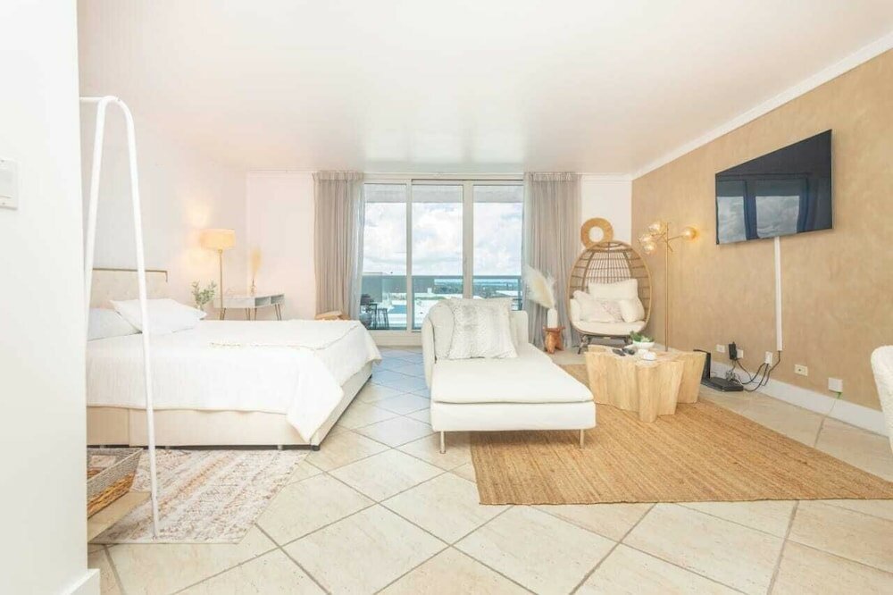 Фото Ocean View Luxury Condo