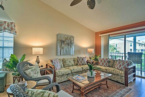 Гостиница Resort Retreat 1 Mi to Treasure Island Beachfront в Пинелас Парк