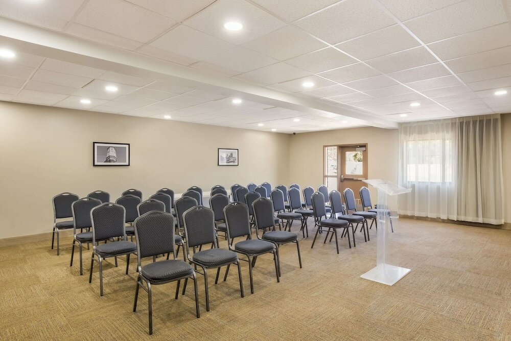 Фото Sleep Inn & Suites North Mobile Saraland