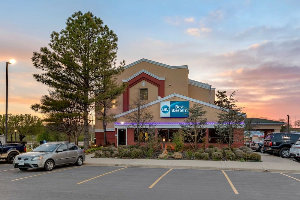 Фото Best Western Seminole Inn & Suites