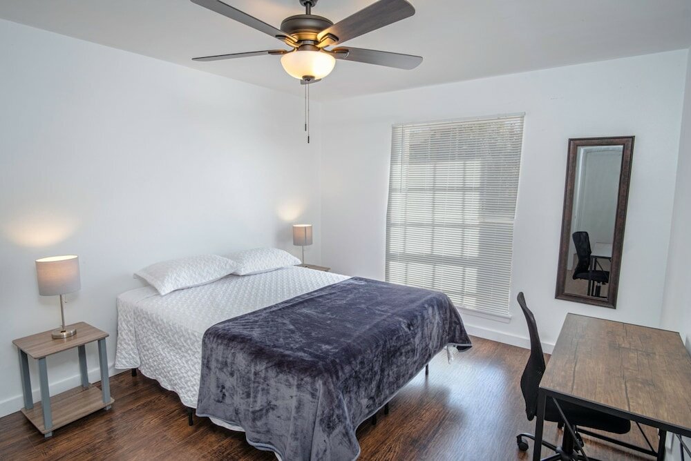 Фото Awesome Place 2br/2ba Near Downtown and Riverwalk