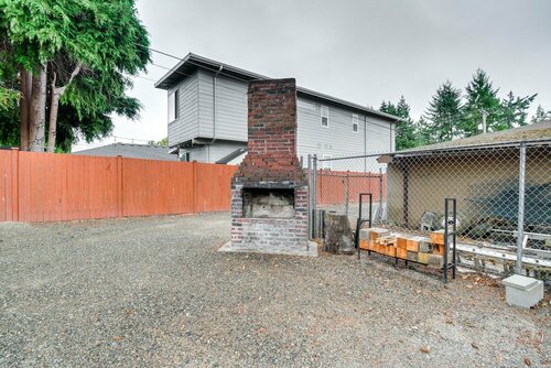 Гостиница Tacoma Vacation Rental w Outdoor Fireplace в Такоме