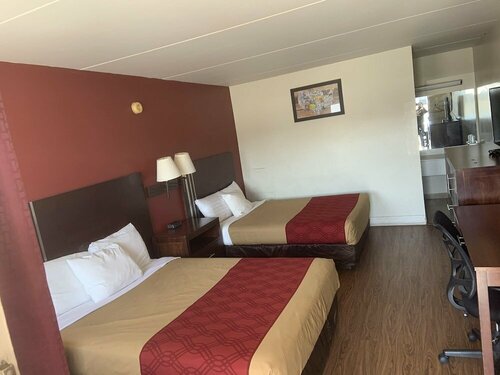 Гостиница King's Inn Motel в Рединге