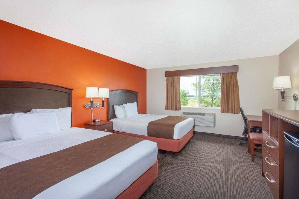 Фото AmericInn by Wyndham St. Cloud