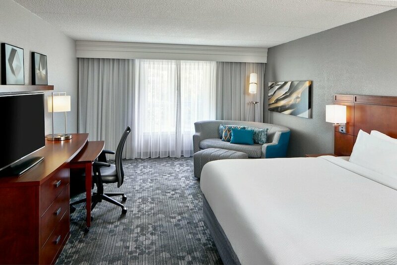 Гостиница Courtyard by Marriott Rochester East/Penfield