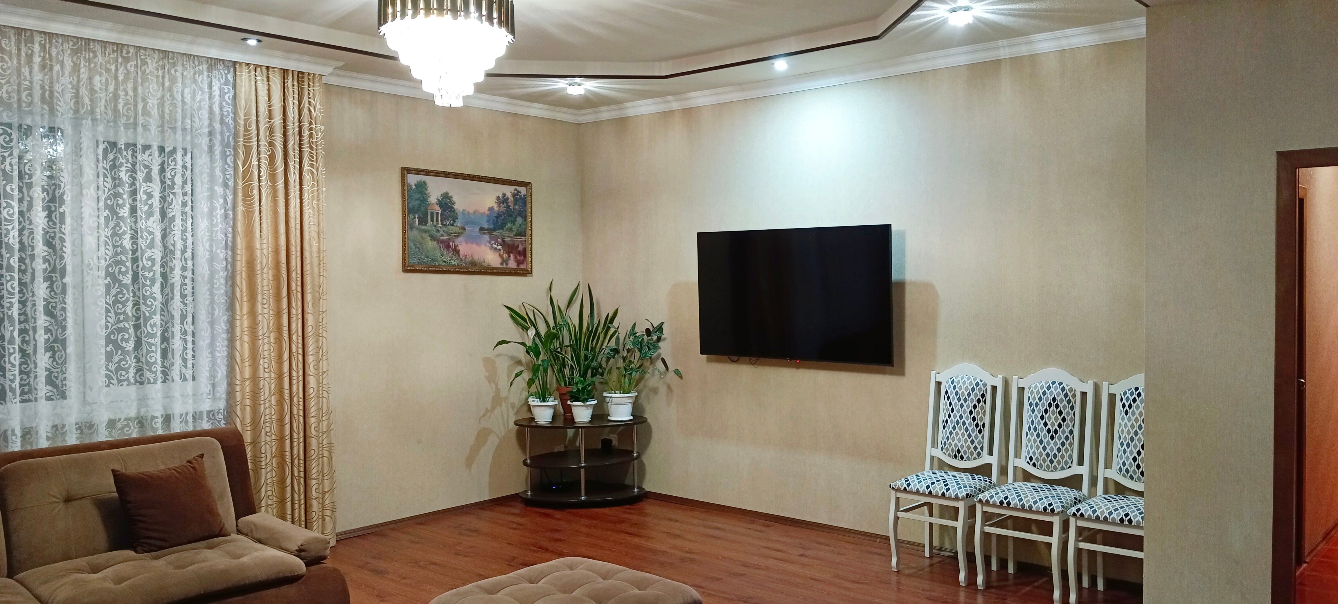 Фото Милана