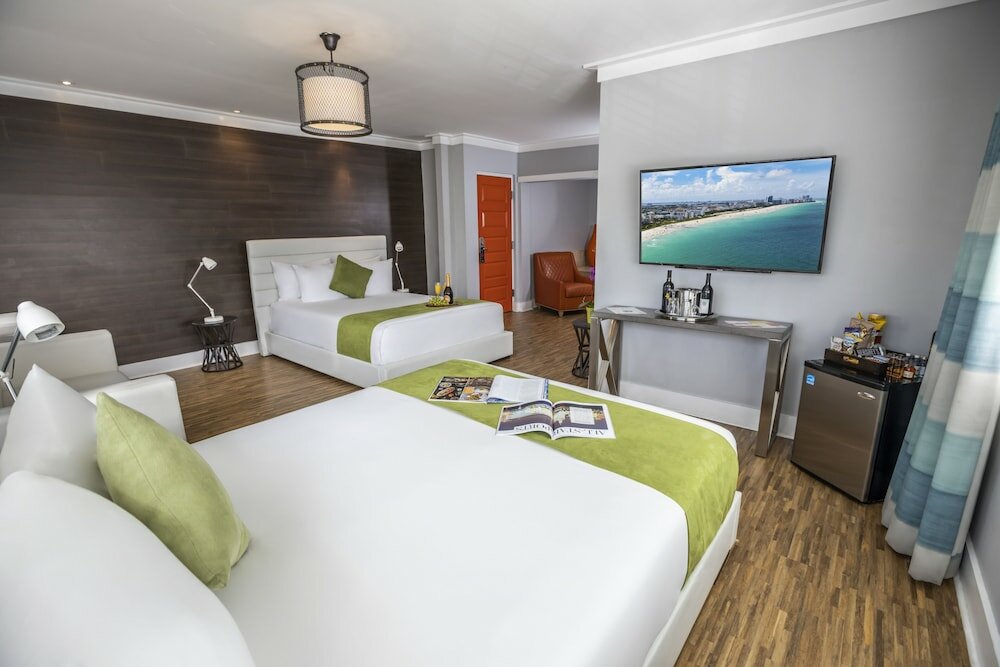 Фото Chesterfield Hotel & Suites, a South Beach Group Hotel