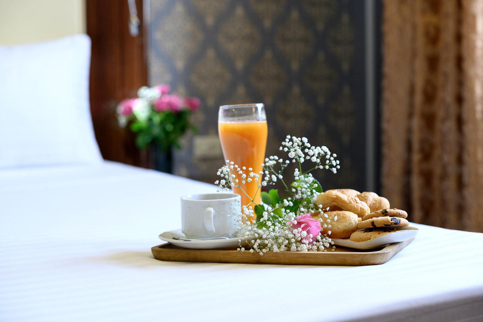 Фото Royal Plaza by Stellar Hotels