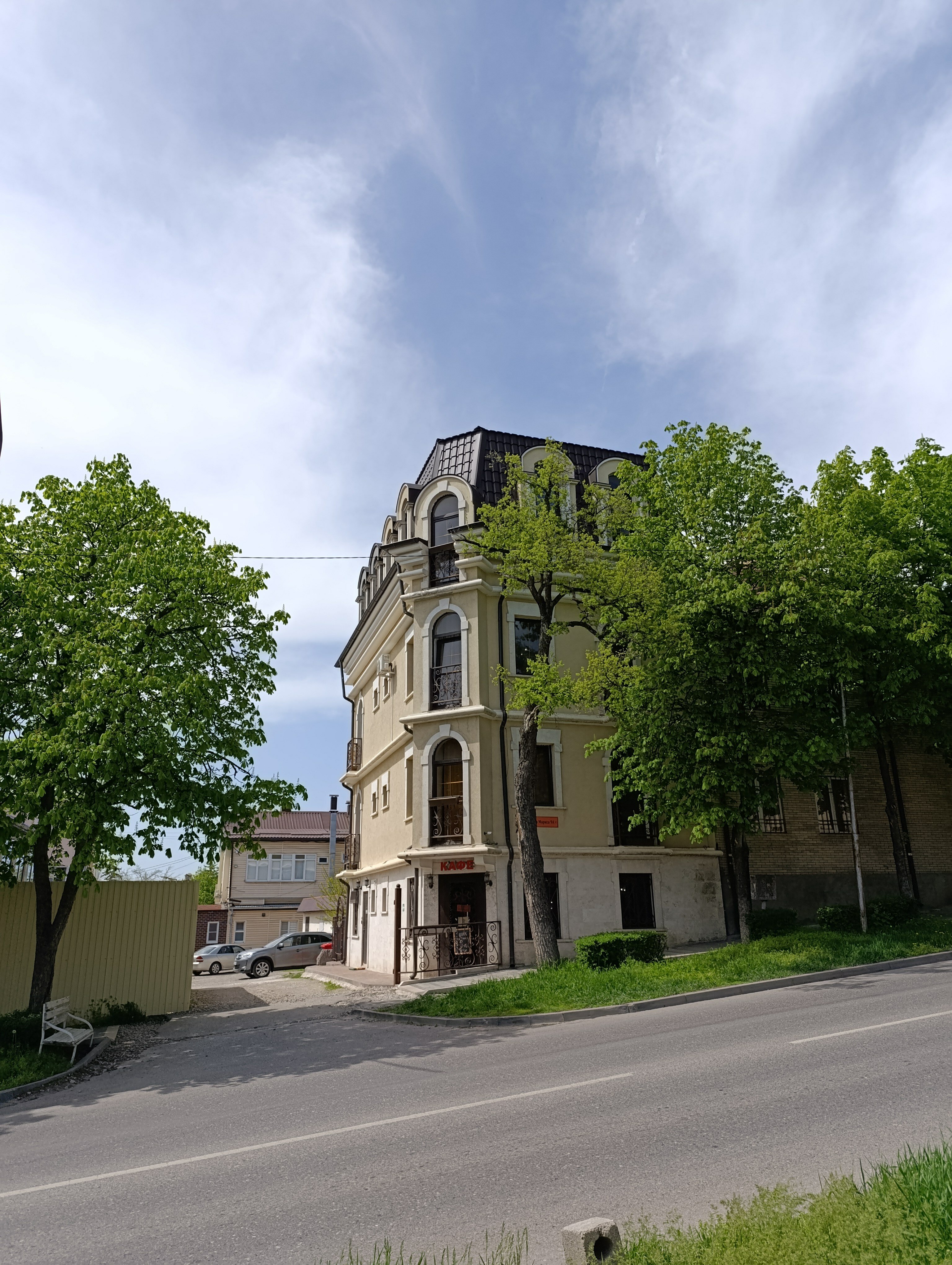 Фото Роза Кавказа